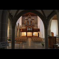 Aarau, Stadtkirche, Bögen des Lettners mit Blick zur großen Orgel
