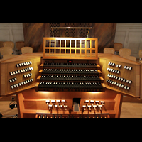 Aarau, Stadtkirche, Spieltisch der Großen Orgel