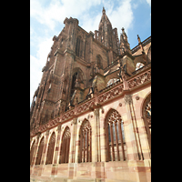 Strasbourg (Straßburg), Cathédrale Notre-Dame, Seitenschiff, Fassade und Turm von hinten