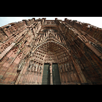 Strasbourg (Straßburg), Cathédrale Notre-Dame, Hauptportal und Fassade perspektivisch