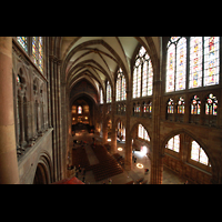 Strasbourg (Straßburg), Cathédrale Notre-Dame, Blick vom Schwalbennest des Hauptorgel ins Hauptschiff