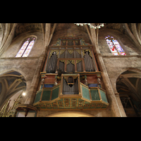 Petra (Mallorca), Sant Pere, Orgel und Seitenschiff