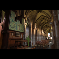 Paris, Saint-Sverin, Seitenschiff mit kleiner Orgel