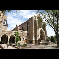 Denver, Montview Boulevard Presbyterian Church, Fassade und Haupteingang