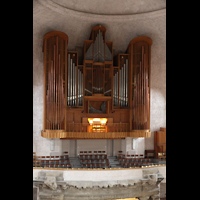 Dresden, Kreuzkirche, Blick von der gegenberliegenden Empore zur Orgel