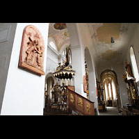 Bamberg, Pfarrkirche Unserer Lieben Frau, Kanzel und Seitenschiff mit Chorumgang