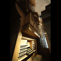 Hamburg, Hauptkirche St. Katharinen, Spieltisch und Orgel