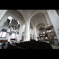 Lübeck, Dom, Innenraum in Richtung Chor