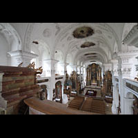 Irsee, St. Peter und Paul (ehem. Abteikirche), Blick über das Rückpositiv in den Innenraum