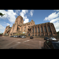 Liverpool, Anglican Cathedral, Ansicht von Südosten mit Lady Chapel (rechts)