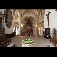 Öhringen, Stiftskirche, Innenraum in Richtung Orgel