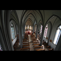 Reykjavík, Landakotskirkja, Dómkirkja Krists Konungs, Christkönigs-Kathedrale), Blick von der Orgelempore in die Kirche