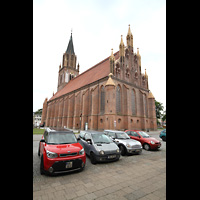 Neubrandenburg, Konzertkirche St. Marien, Konzertkirche - Chor von außen (davor steht innen die Orgel)