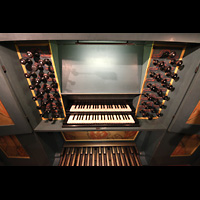 Trondheim, Nidarosdomen, Spieltisch der Wagner-Orgel perspektivisch