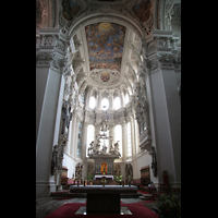 Passau, Dom St. Stephan, Altar und Chorraum