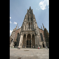 Ulm, Münster, Fassade mit Turm
