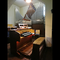 Hohen Neuendorf, Ev. Kirche, Orgel mit Spieltisch