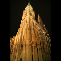 Chartres, Cathédrale Notre-Dame, Türme bei Nacht