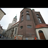 Mnchen (Munich), Alt St. Peter, Ansicht vom Chor aus