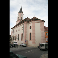 Passau, St. Gertraud, Außenansicht seillich vom Chor
