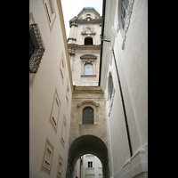 Gang neben dem Seitenschiff und Turm Passau, Dom St. Stephan, Gang neben dem Seitenschiff und Turm