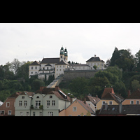Passau, Wallfahrtskirche Mariahilf, Blick über den Inn auf den Mariahilfberg