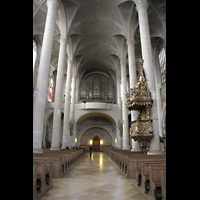 Straubing, Basilika St. Jakob, Innenraum / Hauptschiff in Richtung Orgel (vor der Renovierung)