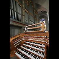 Straubing, Basilika St. Jakob, Hauptspieltisch und Orgel vor 2020