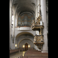 Straubing, Basilika St. Jakob, Orgel und Kanzel vor der Renovierung