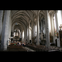 Eichstätt, Dom, Innenraum / Hauptschiff in Richtung Ostchor mit Orgel