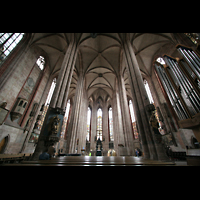 Ostchorraum mit Orgel