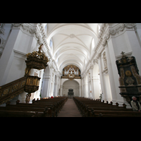 Fulda, Dom St. Salvator, Innenraum / Hauptschiff in Richtung Orgel
