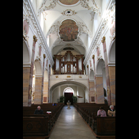 Fulda, Stadtpfarrkirche St. Blasius, Innenraum / Hauptschiff in Richtung Orgel
