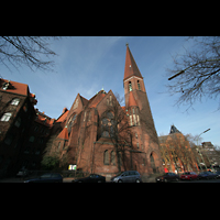 Berlin, Heilige-Geist-Kirche Moabit, Kirche von außen
