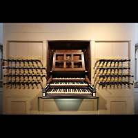 Alkmaar, Sint Laurenskerk, Spieltisch