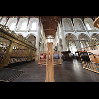 Vierung mit Fotoausstellung, Blick ins nördliche Querhaus Amsterdam, Nieuwe Kerk, Vierung mit Fotoausstellung, Blick ins nördliche Querhaus
