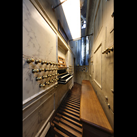 Spieltisch mit Registerzügen am Rückpositiv seitlich Amsterdam, Nieuwe Kerk, Spieltisch mit Registerzügen am Rückpositiv seitlich