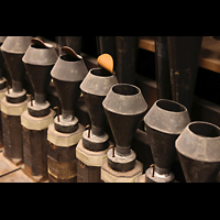 Pfeifen der Vox humana im Oberwerk Amsterdam, Nieuwe Kerk, Pfeifen der Vox humana im Oberwerk