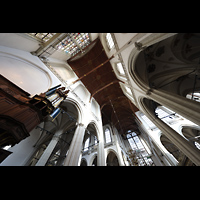 Transeptorgel im südlichen Querhaus mit Blick ins Gewölbe Amsterdam, Nieuwe Kerk, Transeptorgel im südlichen Querhaus mit Blick ins Gewölbe