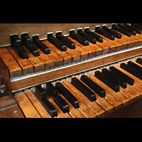 Semitonie-Tasten in der unteren Oktave im Manual der Transeptorgel Amsterdam, Nieuwe Kerk, Semitonie-Tasten in der unteren Oktave im Manual der Transeptorgel