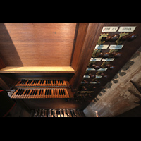 Spieltisch mit Registerstaffel der Transeptorgel Amsterdam, Nieuwe Kerk, Spieltisch mit Registerstaffel der Transeptorgel