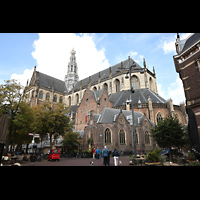 Ansicht vom Klokhuisplan von Südosten Haarlem, Sint Bavokerk, Ansicht vom Klokhuisplan von Südosten