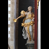 Trompetespielende Figur am linken 32'-Pedalturm Haarlem, Sint Bavokerk, Trompetespielende Figur am linken 32'-Pedalturm