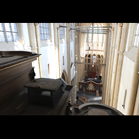 Kampen, Sint Nicolas Bovenkerk, Blick von der Spitze des linken Pedalturms in die Kirche
