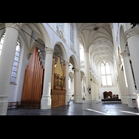 Leiden, Hooglandse Kerk, Willis-Orgel und Blick von Sden nach Norden durchs Querhaus