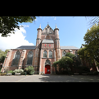 Leiden, Pieterskerk, Westfassade vom Pieterskerkhof aus gesehen