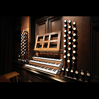 s-Hertogenbosch, Sint Janskathedraal, Spieltisch seitlich