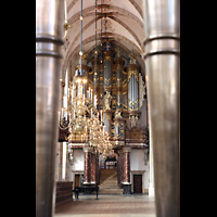 Zwolle, Grote of Sint Michaelskerk, Orgel durch die Sulen des Lettners gesehen