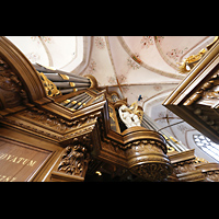 Zwolle, Grote of Sint Michaelskerk, Seitlicher Blick von der Orgelempore nach oben auf den Prospekt