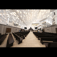 Garden Grove, Christ Cathedral ('Crystal Cathedral'), Innenraum mit Gallery Organ (li), Epistle Organ (Mitte) und Hauptorgel (re)